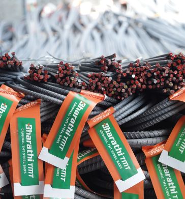 Top Factors to Consider Before Buying TMT Bars in 2026